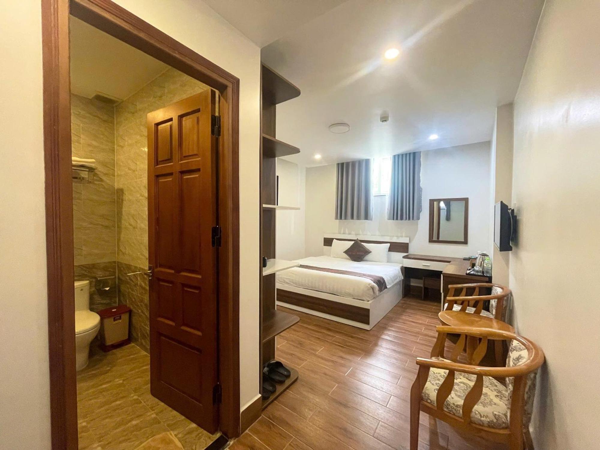 Anh Duc Hotel